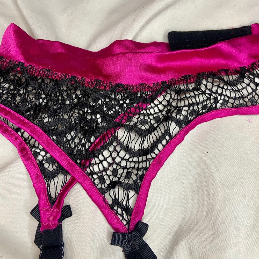 Mimi Holliday Silk Garter Belt (Damaris Line)